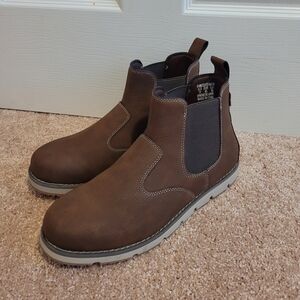 Levi's Logger Chelsea Boots - 11